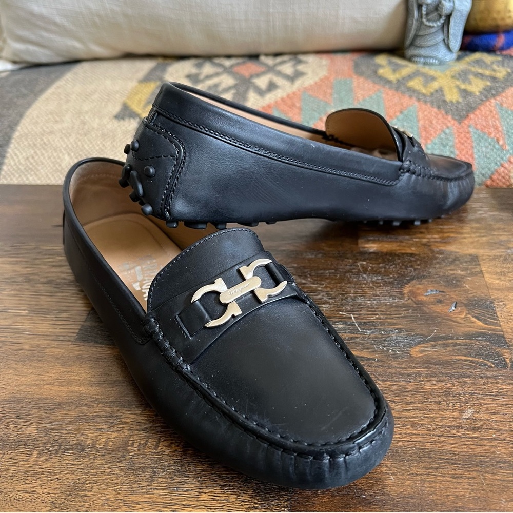 Salvatore Ferragamo SABA Gancini Black Leather Driving Loafers US6.5 (Worn Twice
